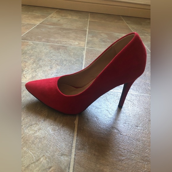 FAUX SUEDE HIGH HEEL PUMPS SIZE: 9.0 - Picture 5 of 6